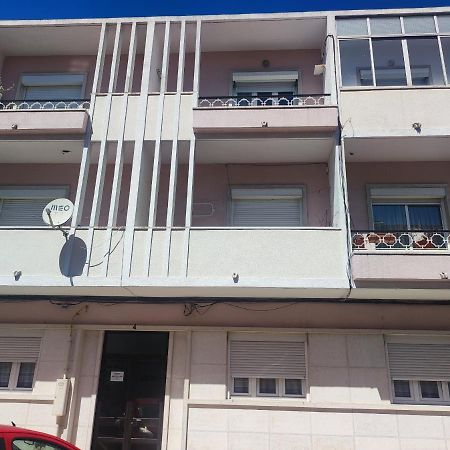 Lisbon Traditional T2 With Balcony In Damaia, Lisbon Amadora Kültér fotó